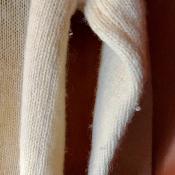 The Woolrich Woman Vintage Wool Rose Floral Patterned Cardigan Sweater - Picture 7 of 9